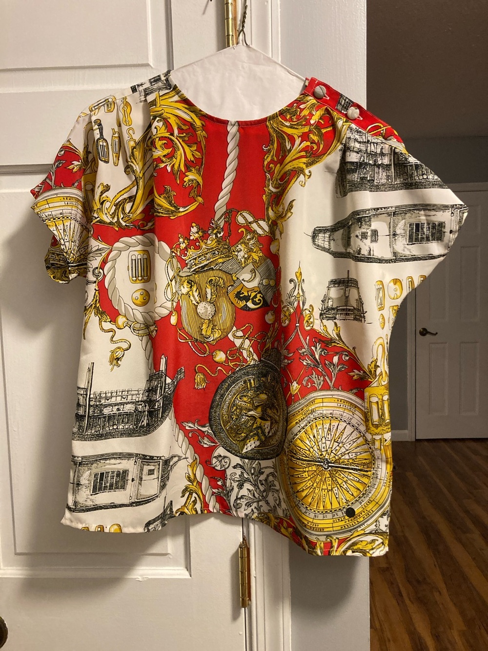 Baroque-Print Red & White Short Sleeve Blouse with Gold Accents